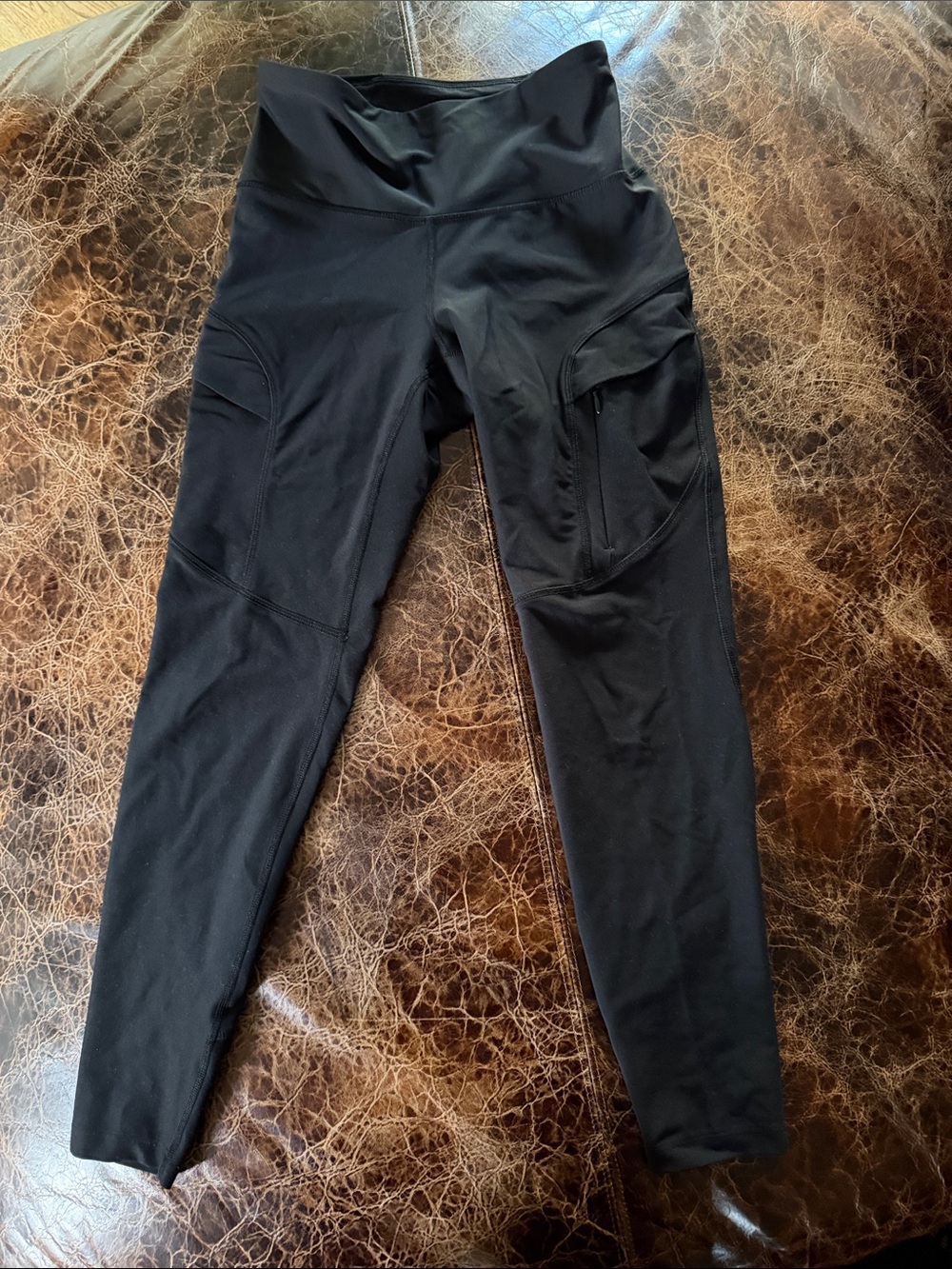 Old Navy Black High-Waist Pocketed Leggings